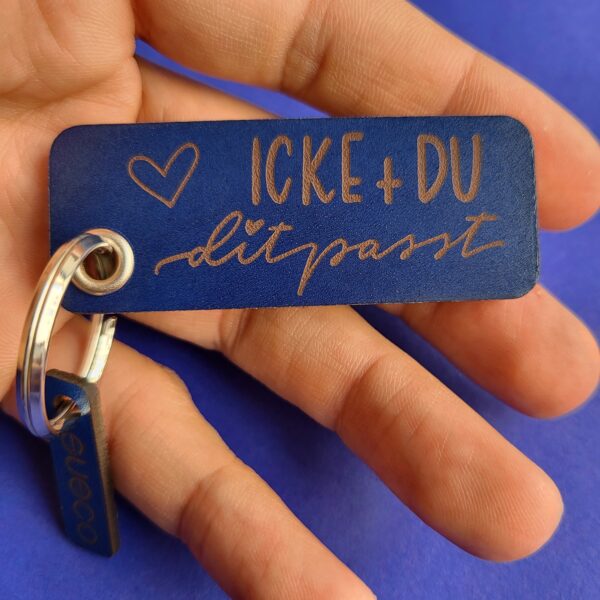 02_OESE_Icke+Du "Icke + Du" - Schlüsselanhänger aus Leder mit Gravur - Geschenk für Paare