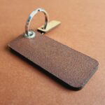 03_OESE_Lieblingsmensch "Lieblingsmensch" - Schlüsselanhänger aus Leder mit Gravur Geschenk für Partner