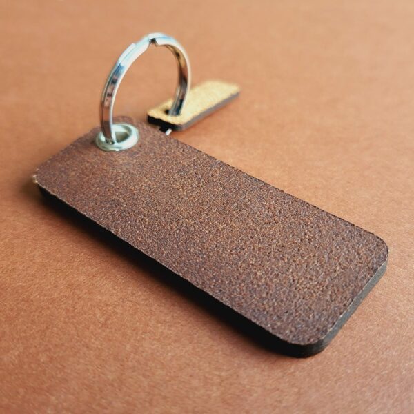03_OESE_Lieblingsmensch "Lieblingsmensch" - Schlüsselanhänger aus Leder mit Gravur Geschenk für Partner